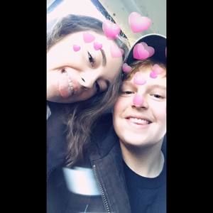 Meet your Posher, Lexie